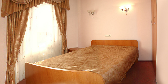 Hotel SVERDLOVSK in Dnepropetrovsk